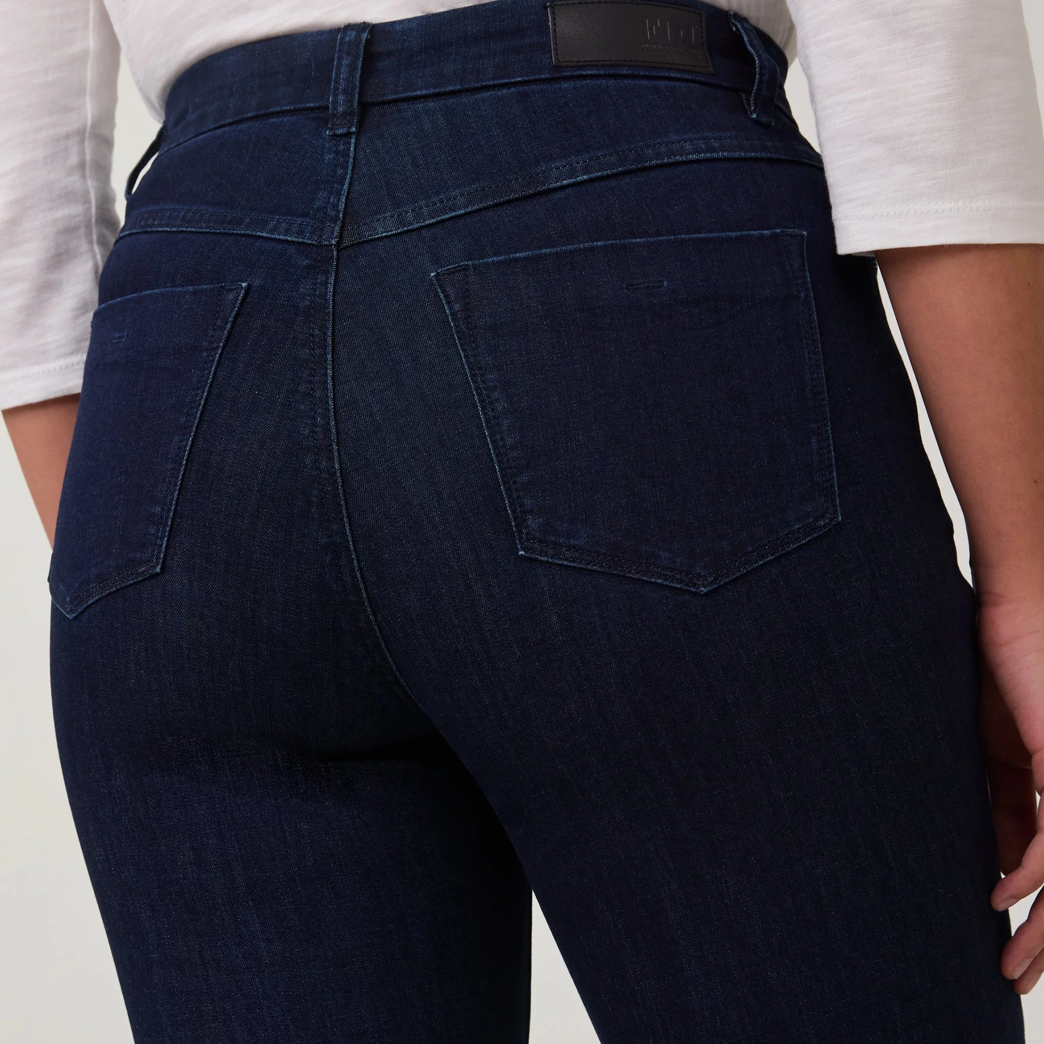 FDJ French Dressing Petite Peggy Bootleg Jean (8783250)(2 Colors) - Image 6