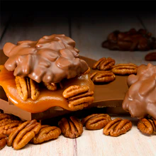 Lammes Candies Milk Chocolate Longhorns 6 Pieces 6oz (163) - Image 3