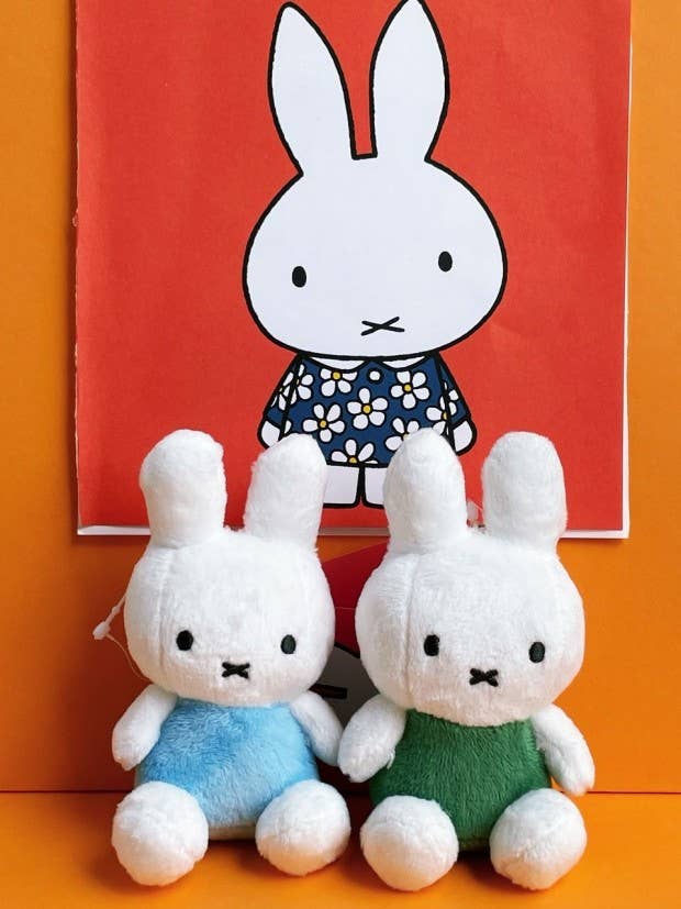 Miffy Classic Plush Stand Bag Charm (Chosen at Random) - Image 10