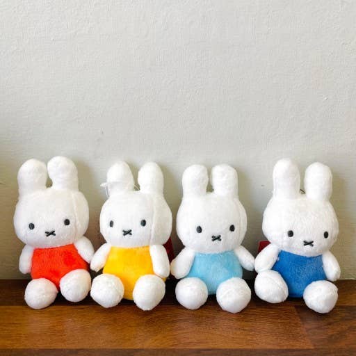 Miffy Classic Plush Stand Bag Charm (Chosen at Random) - Image 12