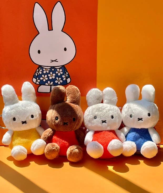 Miffy Classic Plush Stand Bag Charm (Chosen at Random) - Image 13
