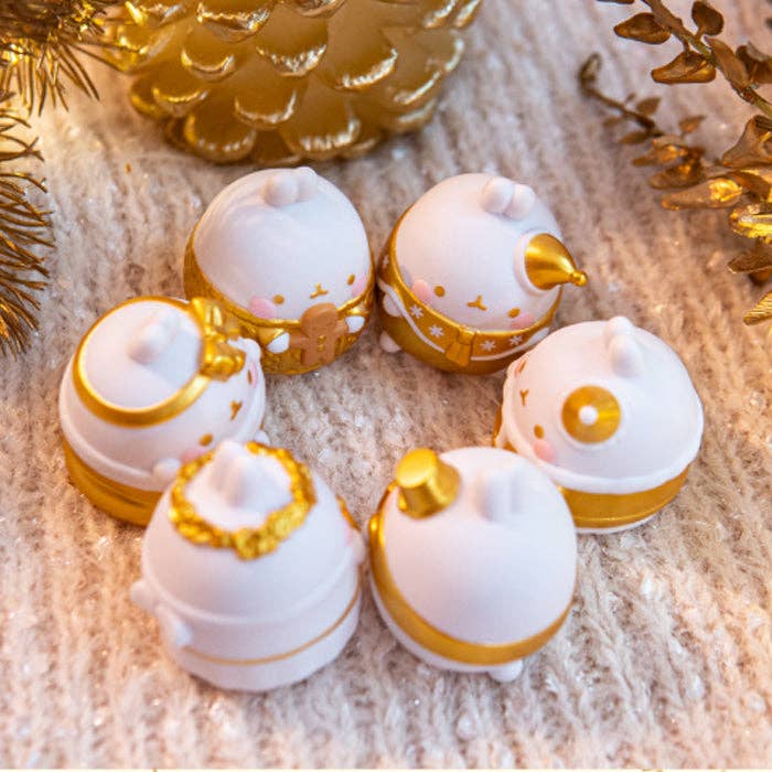 Molang Gold Holiday Lullaby Blind Box Special Edition - Image 11